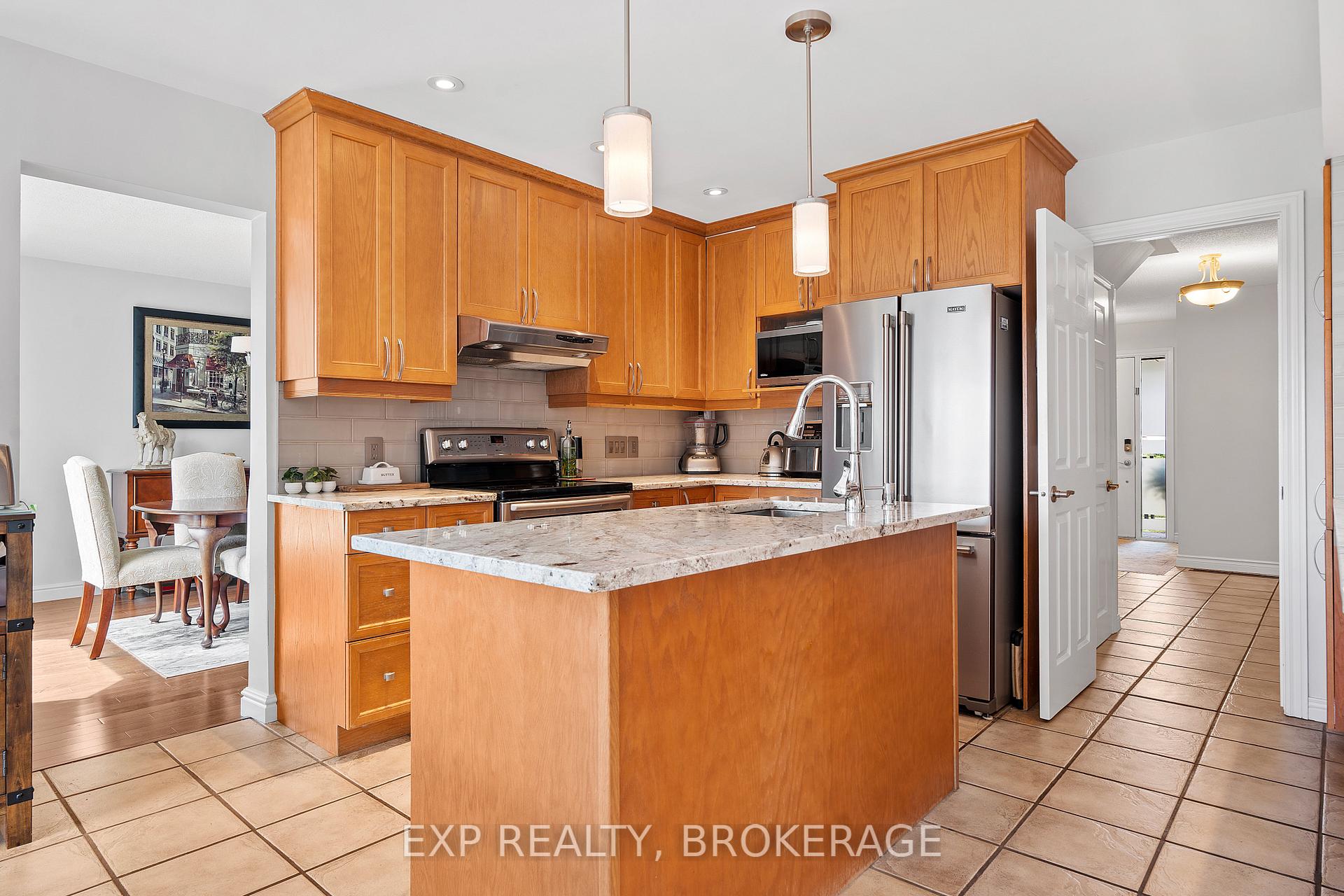 Photo 10 of 564 Braeside Crescent, Kingston, North of Taylor-Kidd Blvd — HOMEH