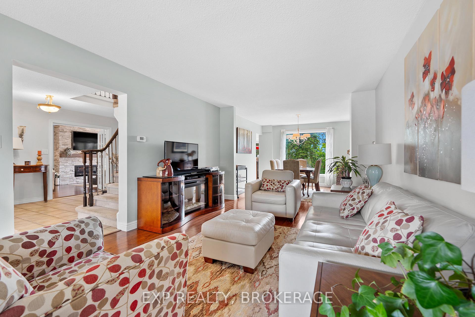 Photo 15 of 564 Braeside Crescent, Kingston, North of Taylor-Kidd Blvd — HOMEH