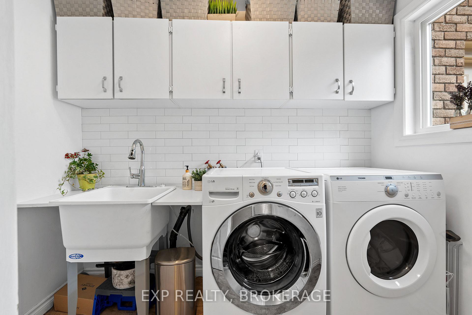 Photo 16 of 564 Braeside Crescent, Kingston, North of Taylor-Kidd Blvd — HOMEH