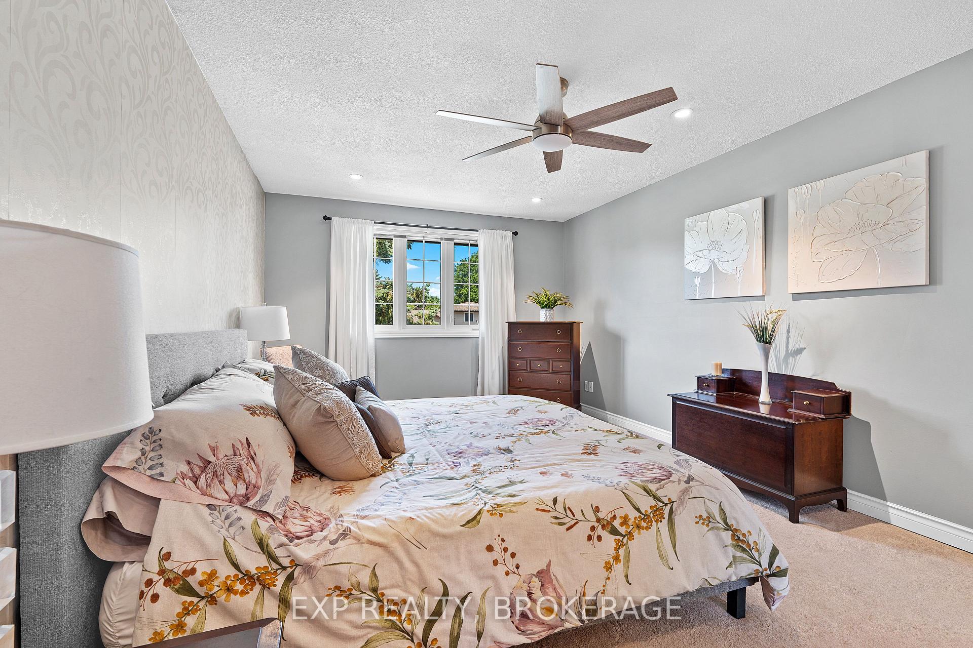 Photo 20 of 564 Braeside Crescent, Kingston, North of Taylor-Kidd Blvd — HOMEH