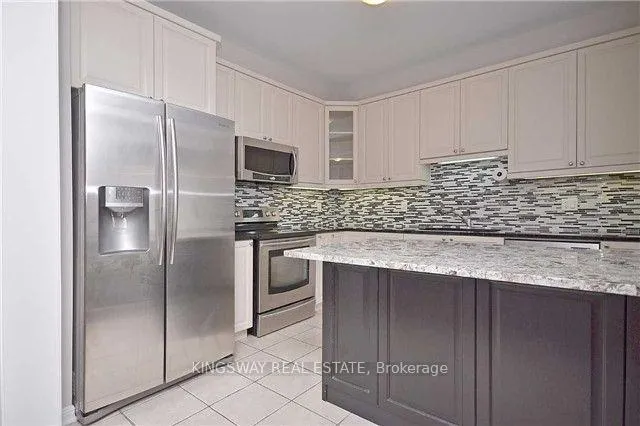 Photo 11 of 424 Zuest Crescent, Milton, Willmott — HOMEH
