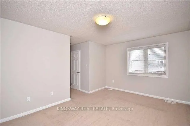 Photo 13 of 424 Zuest Crescent, Milton, Willmott — HOMEH