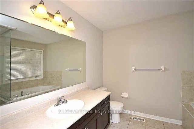 Photo 14 of 424 Zuest Crescent, Milton, Willmott — HOMEH