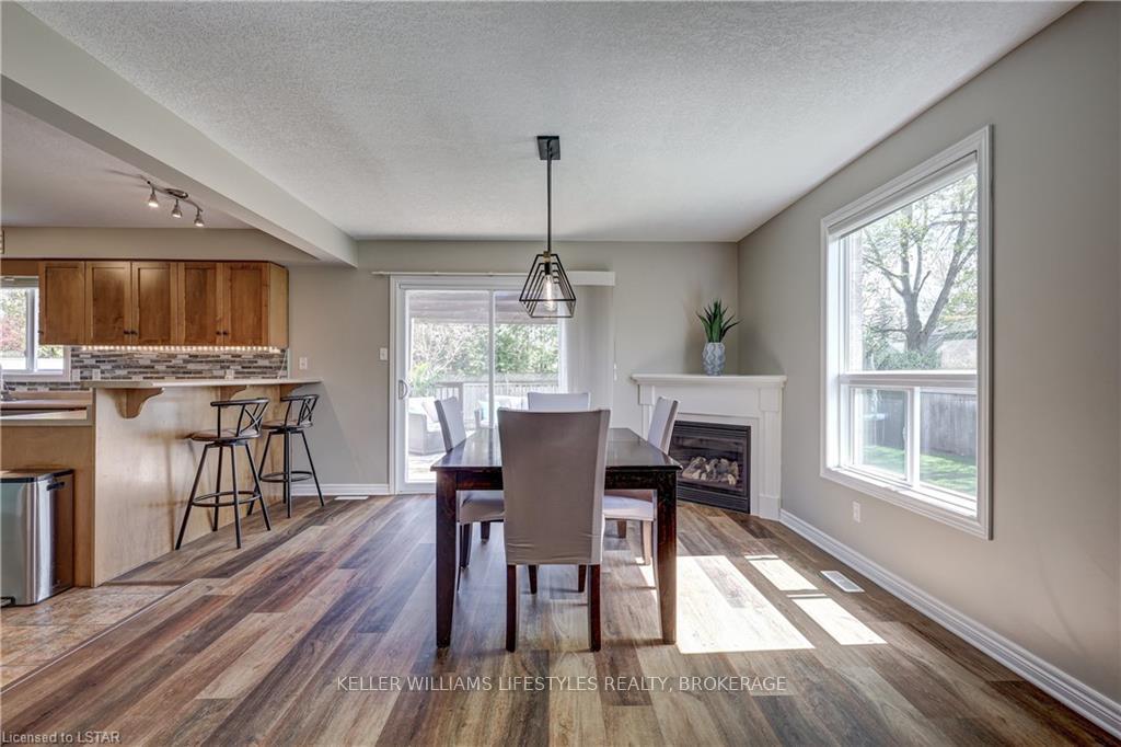 Photo 10 of 9961 Oxbow Drive, Middlesex Centre, Komoka — HOMEH