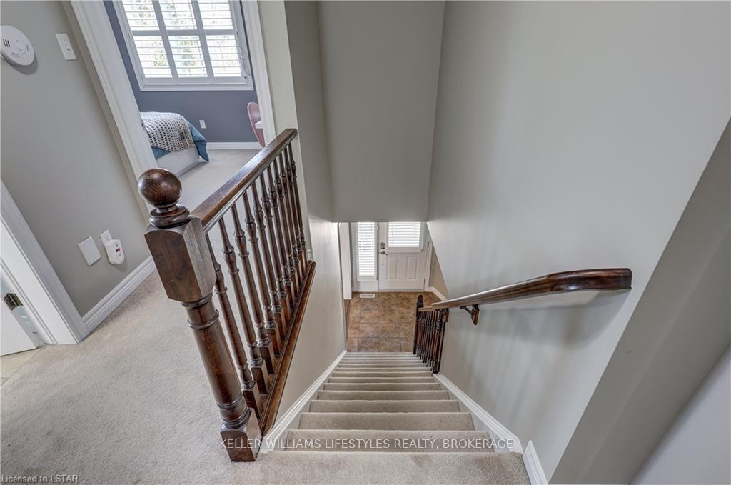 Photo 23 of 9961 Oxbow Drive, Middlesex Centre, Komoka — HOMEH