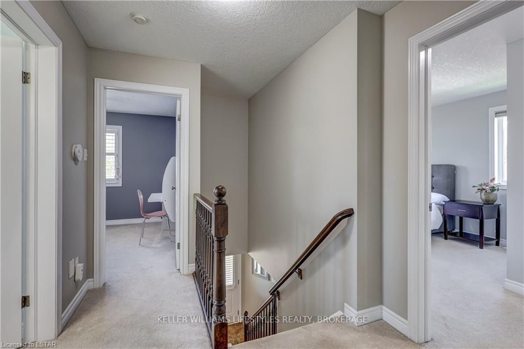 Photo 24 of 9961 Oxbow Drive, Middlesex Centre, Komoka — HOMEH