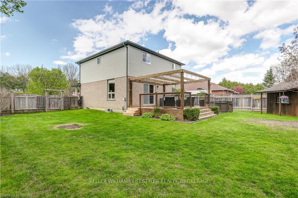Photo 44 of 9961 Oxbow Drive, Middlesex Centre, Komoka — HOMEH