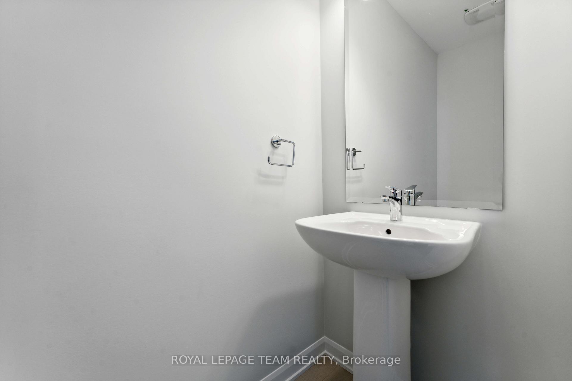 Photo 10 of 962 Locomotion Lane, Ottawa, Kanata - Emerald Meadows/Trailwest — HOMEH