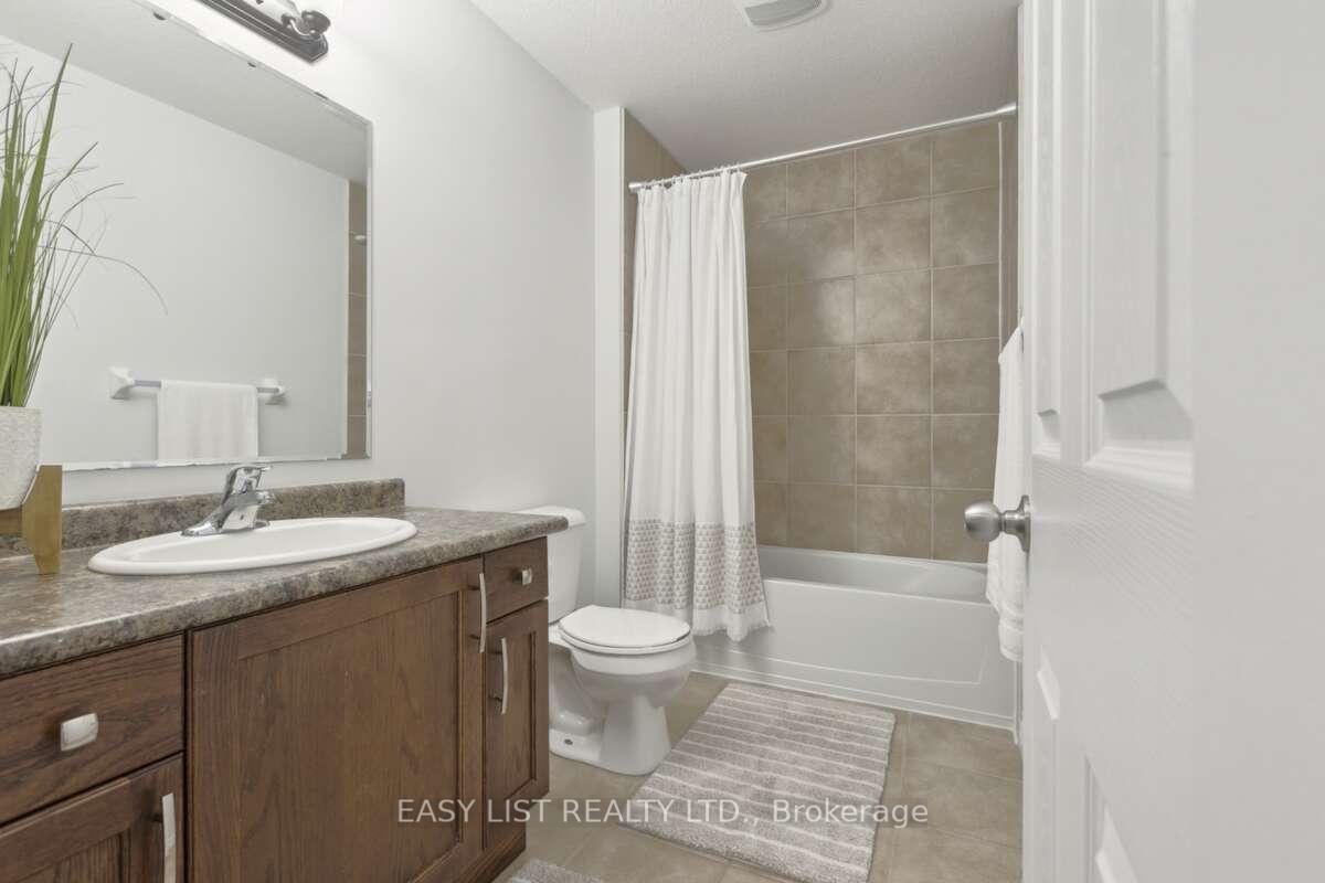 Photo 23 of 75 Meadowridge Street, Kitchener — HOMEH