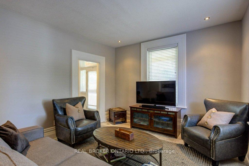 Photo 9 of 370 Main Street E, Minto — HOMEH