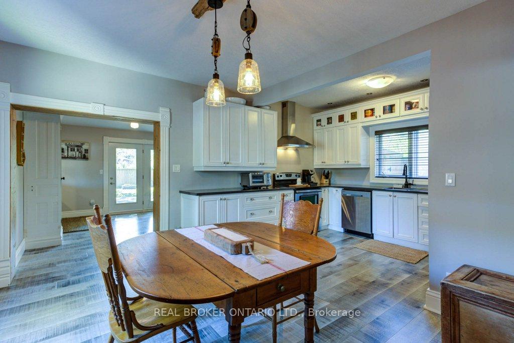 Photo 11 of 370 Main Street E, Minto — HOMEH