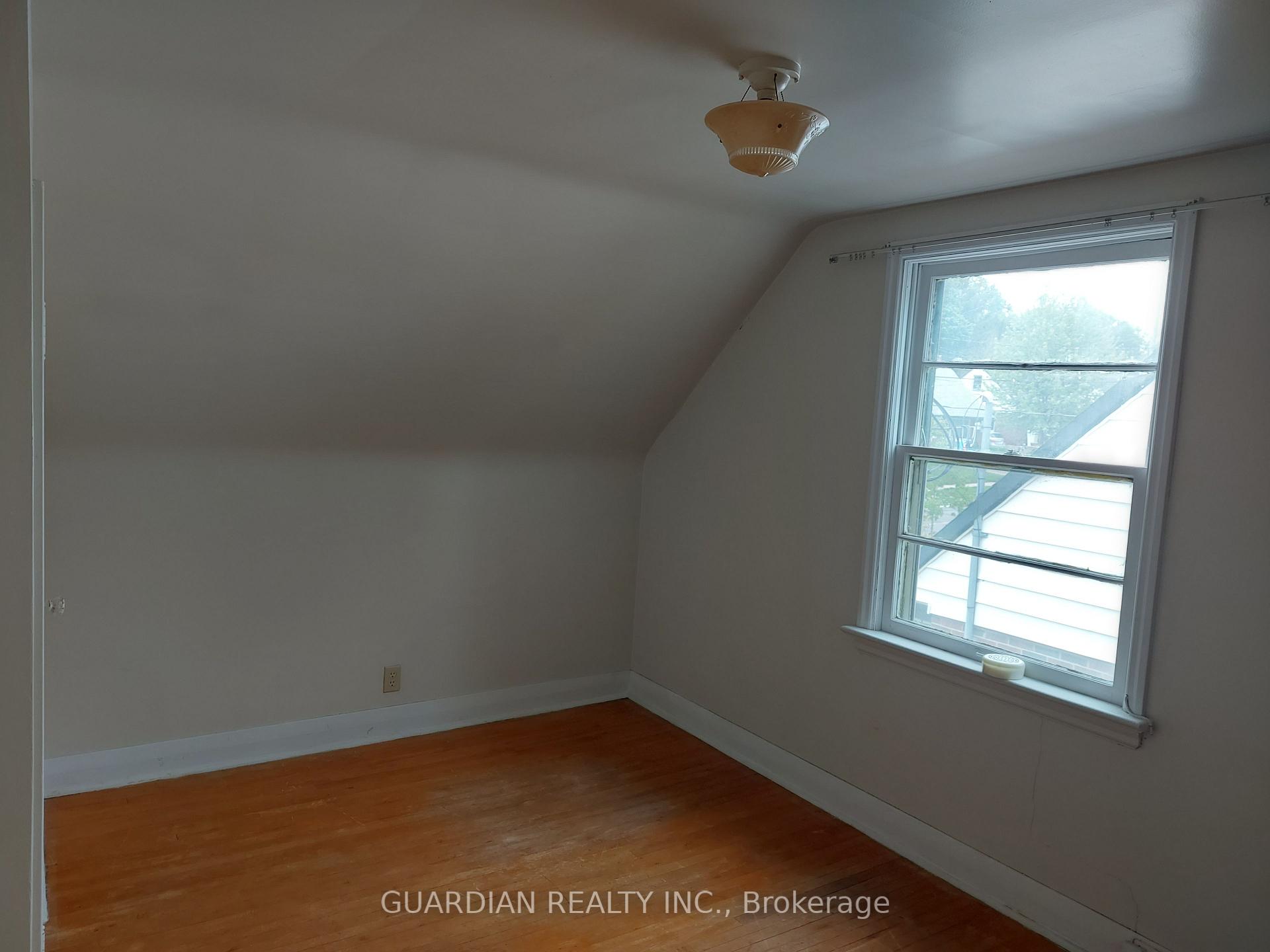 Photo 14 of 91 Belmont Avenue W, Kitchener — HOMEH