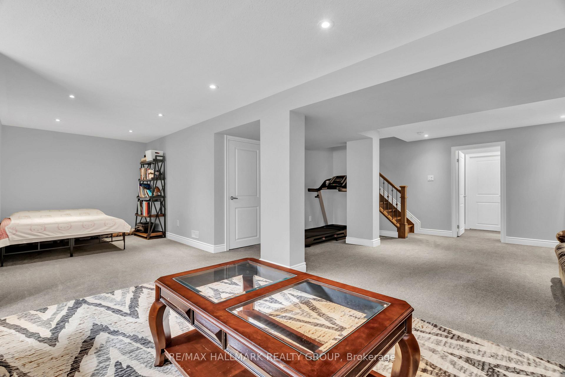 Photo 18 of 634 Silver Spruce Way, Ottawa, Kanata - Emerald Meadows/Trailwest — HOMEH