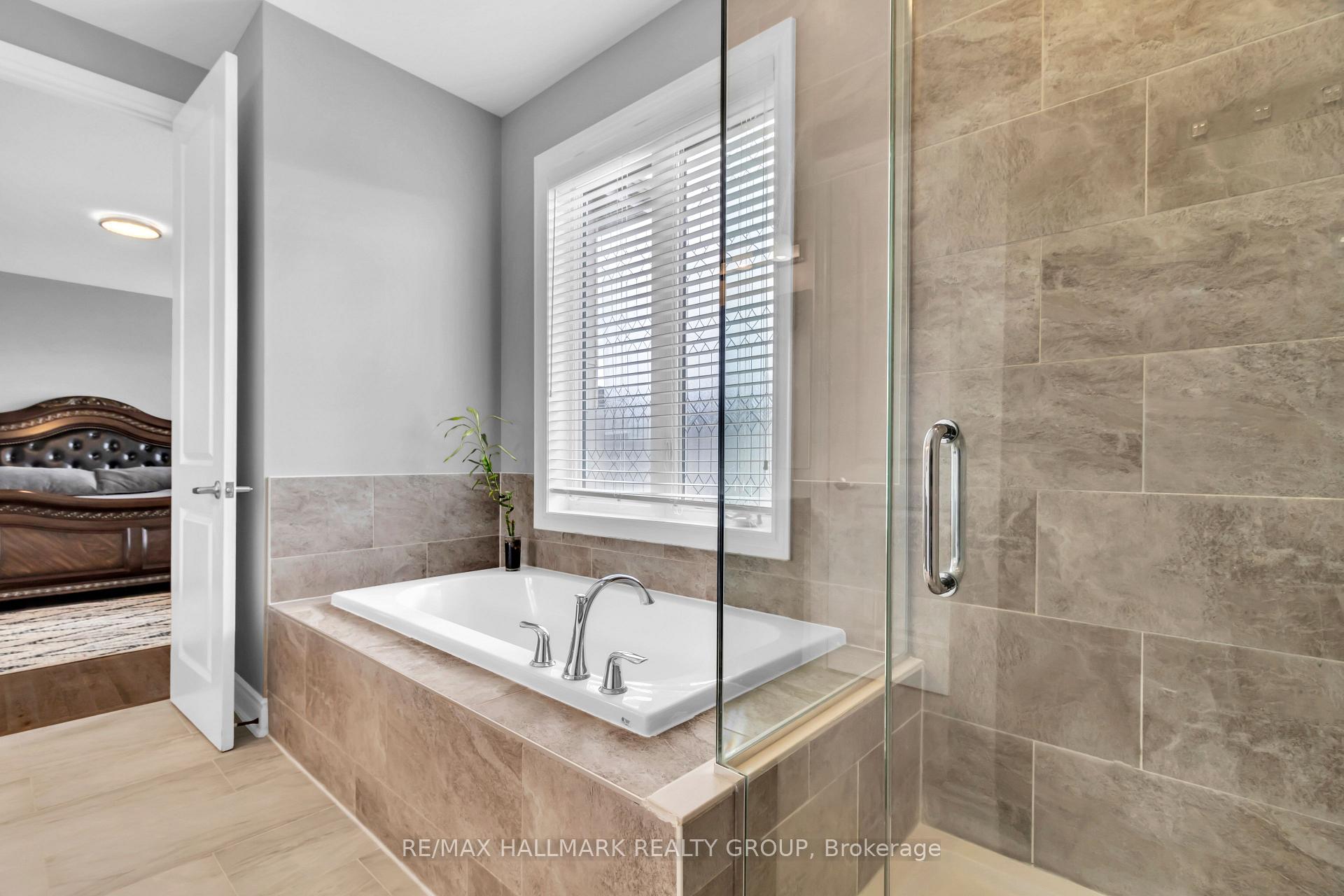 Photo 30 of 634 Silver Spruce Way, Ottawa, Kanata - Emerald Meadows/Trailwest — HOMEH