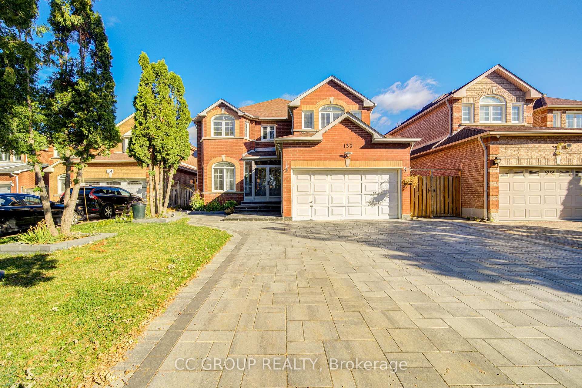 Photo 2 of 133 Joycedale Street, Markham, Middlefield — HOMEH