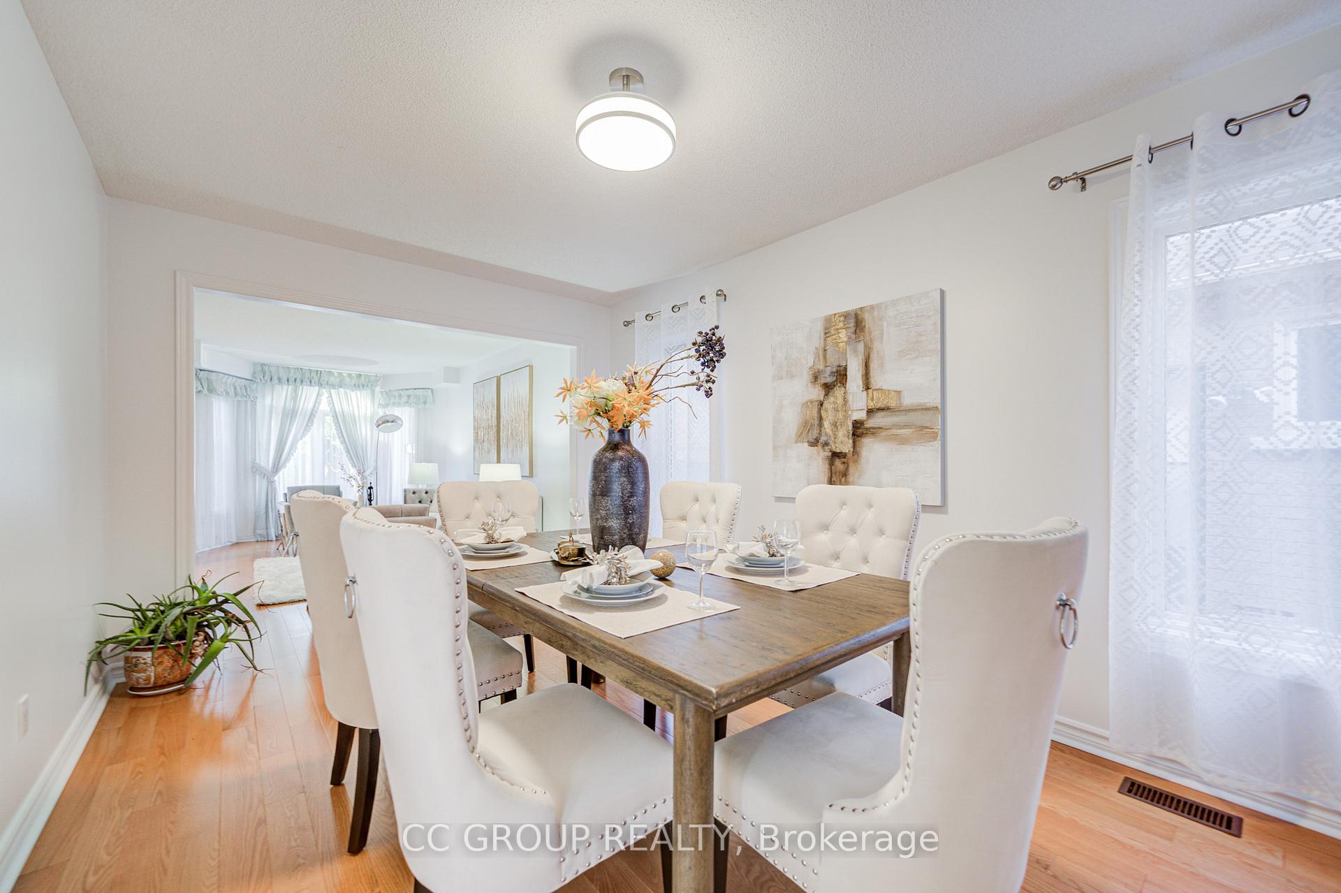 Photo 8 of 133 Joycedale Street, Markham, Middlefield — HOMEH