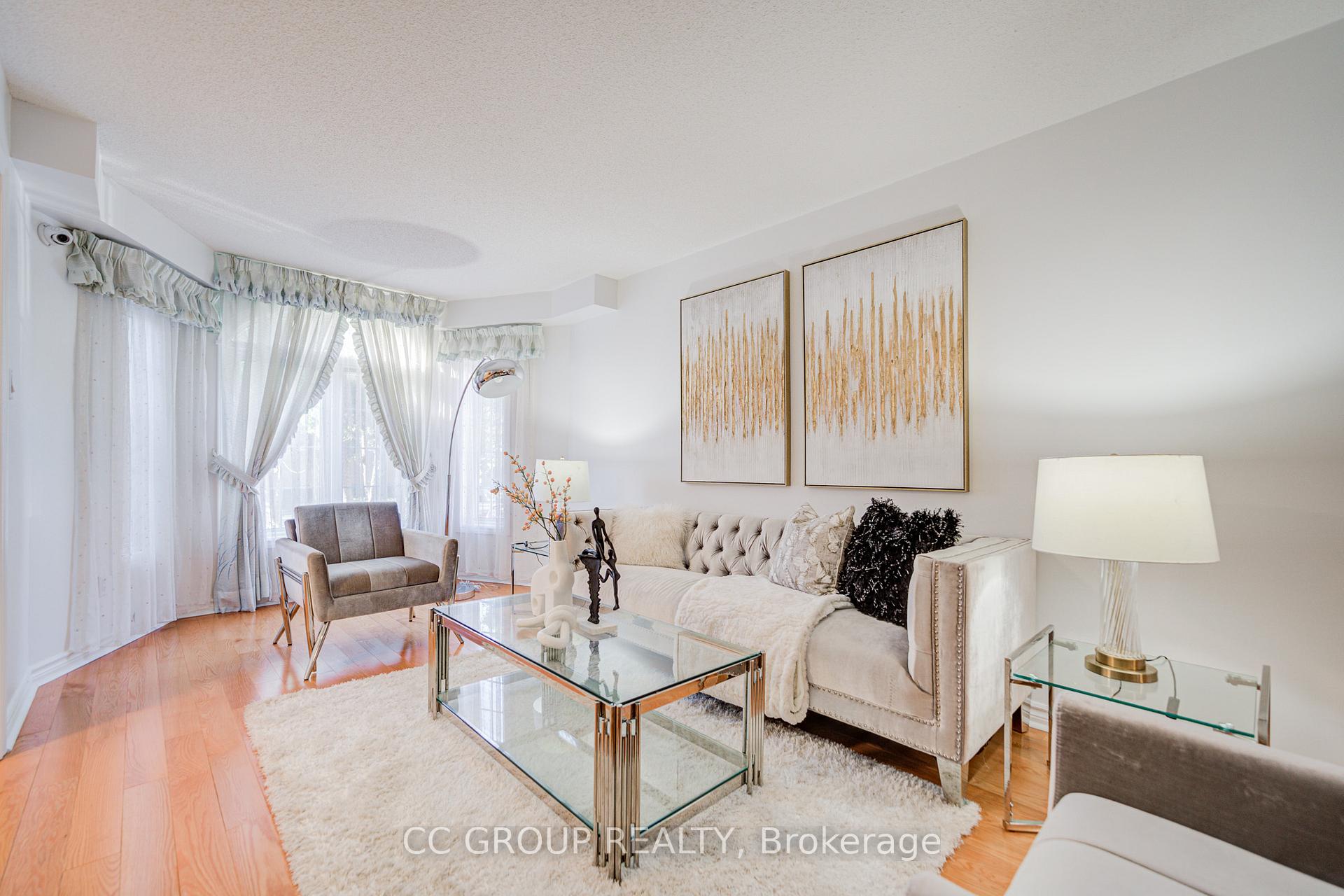 Photo 11 of 133 Joycedale Street, Markham, Middlefield — HOMEH