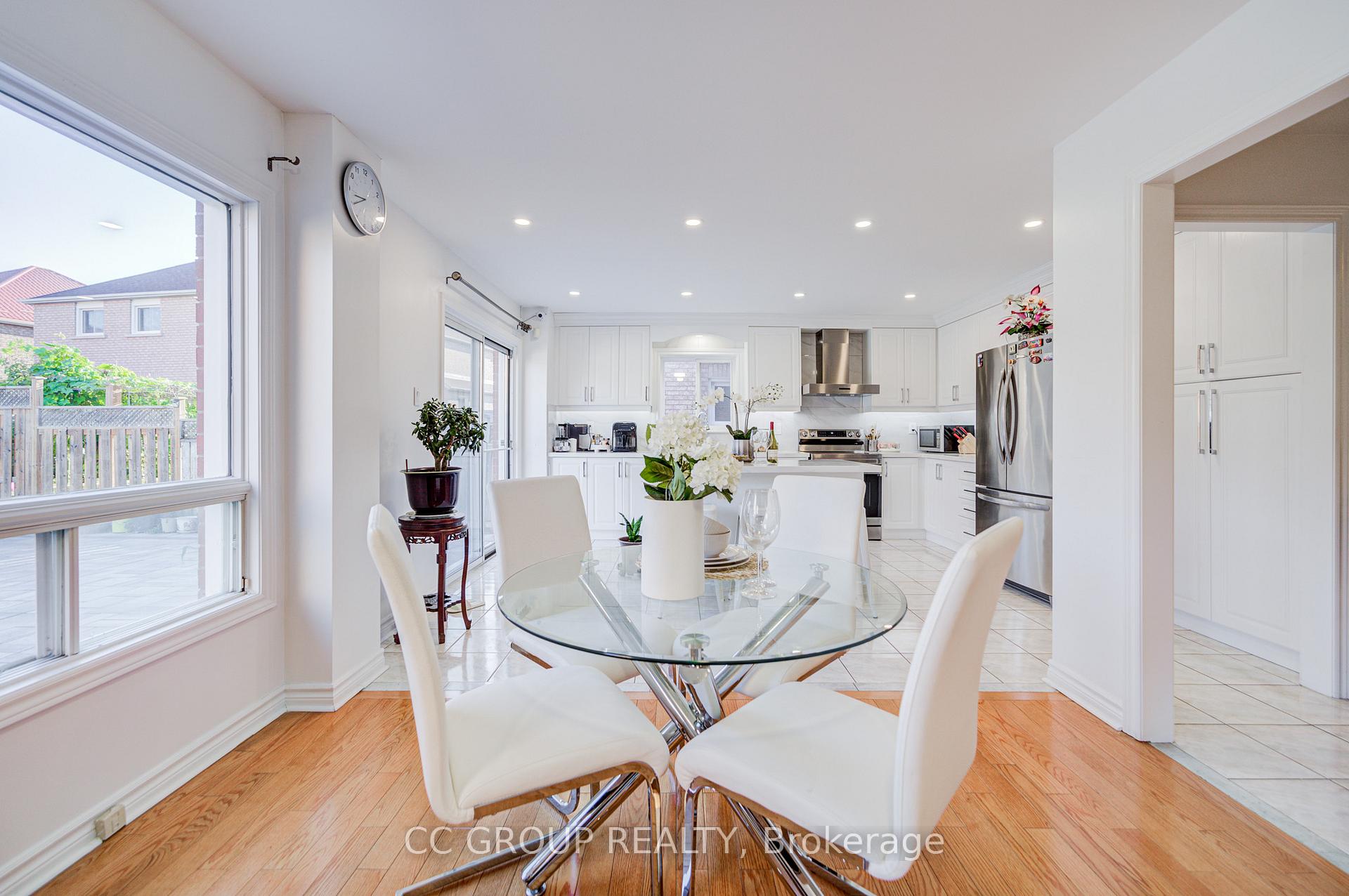 Photo 13 of 133 Joycedale Street, Markham, Middlefield — HOMEH