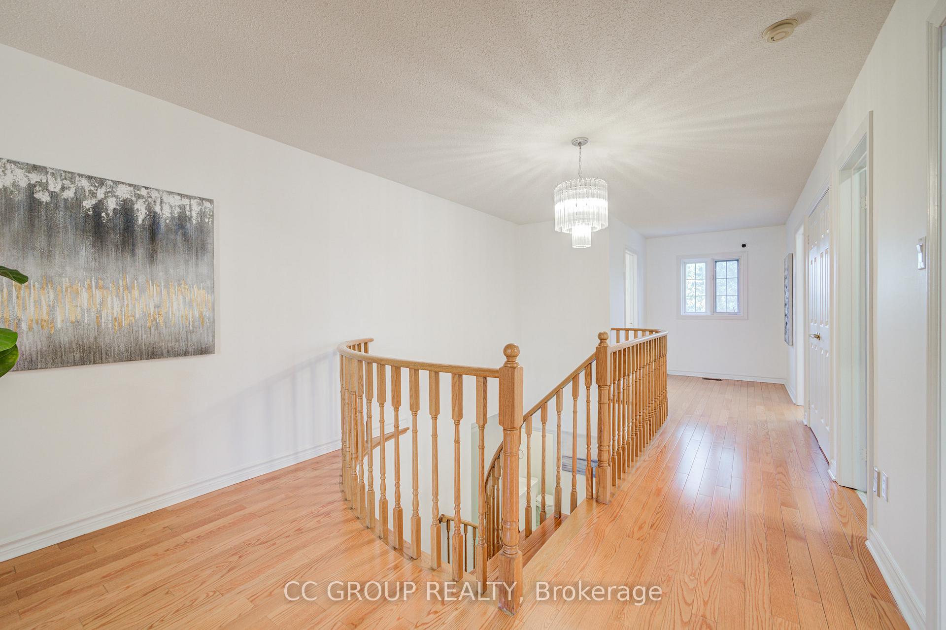 Photo 19 of 133 Joycedale Street, Markham, Middlefield — HOMEH