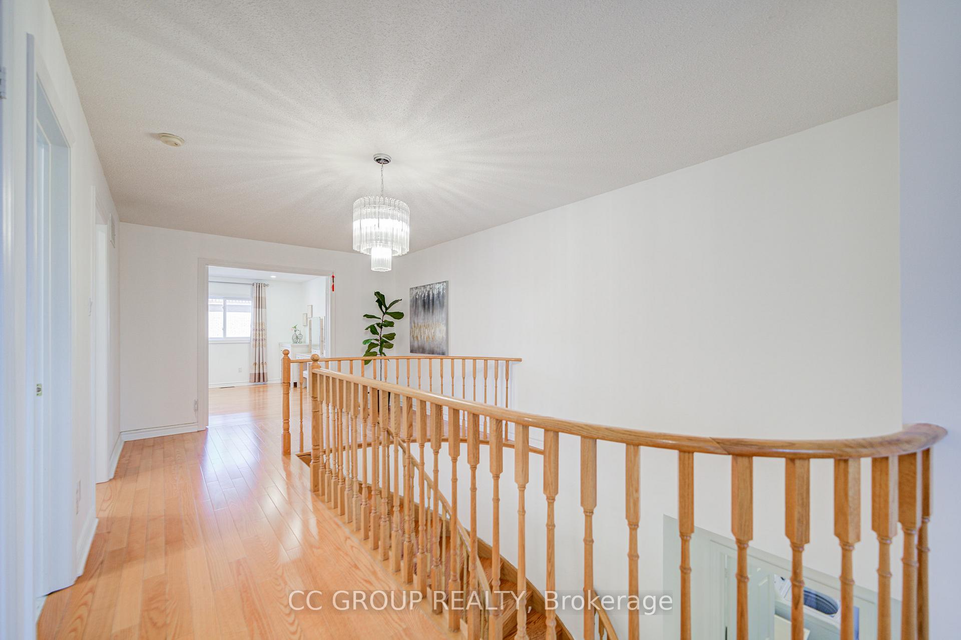 Photo 23 of 133 Joycedale Street, Markham, Middlefield — HOMEH