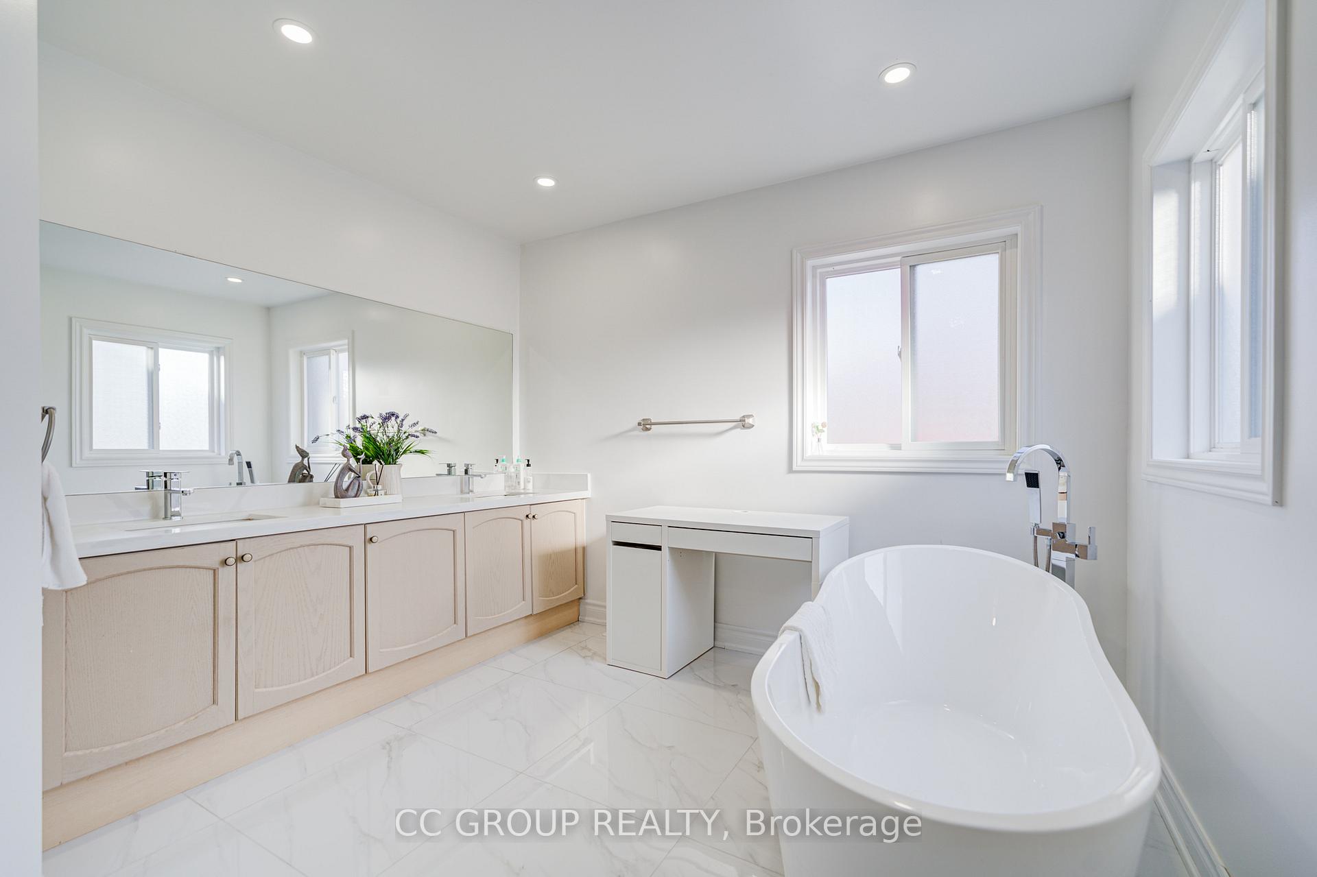 Photo 25 of 133 Joycedale Street, Markham, Middlefield — HOMEH