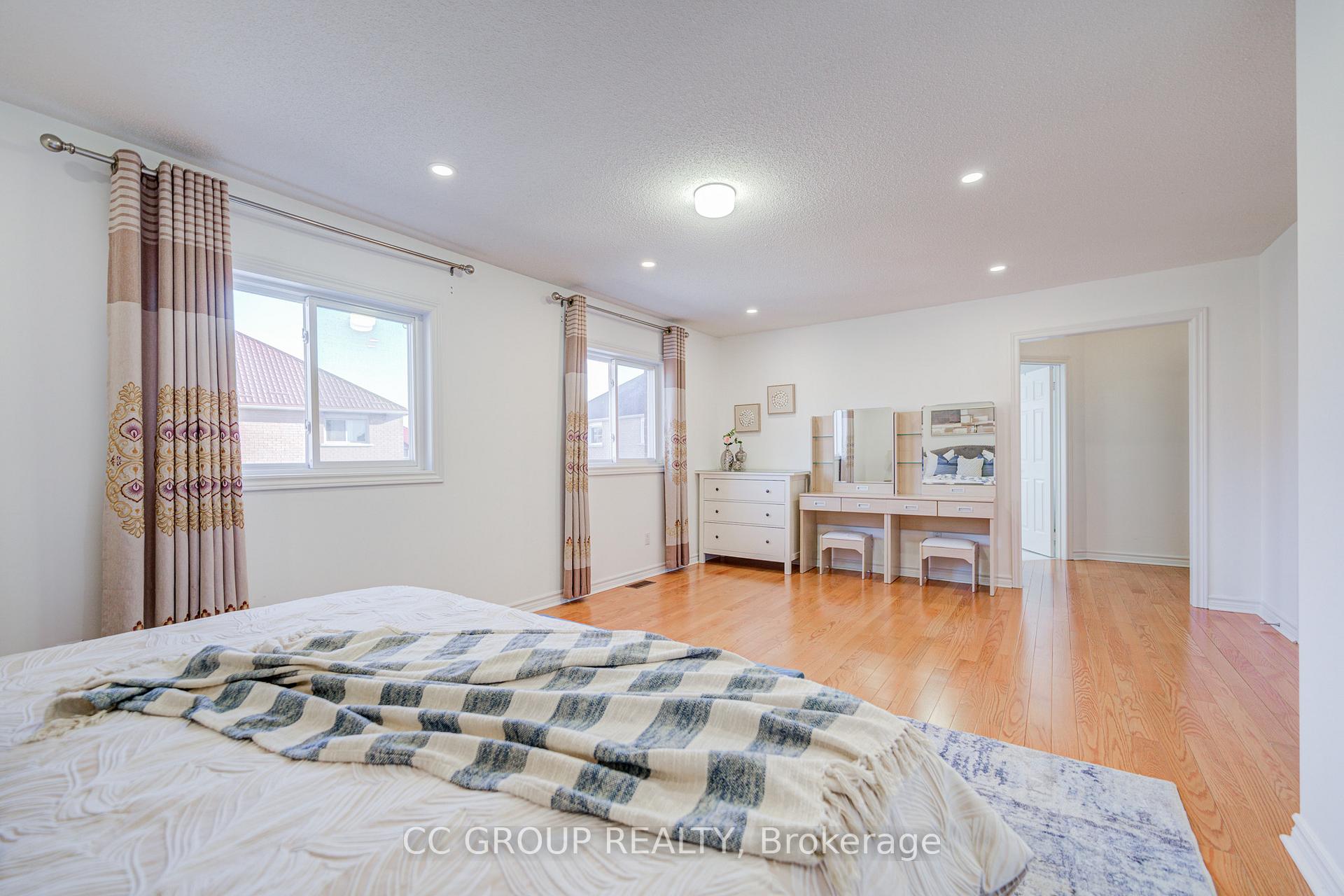Photo 26 of 133 Joycedale Street, Markham, Middlefield — HOMEH