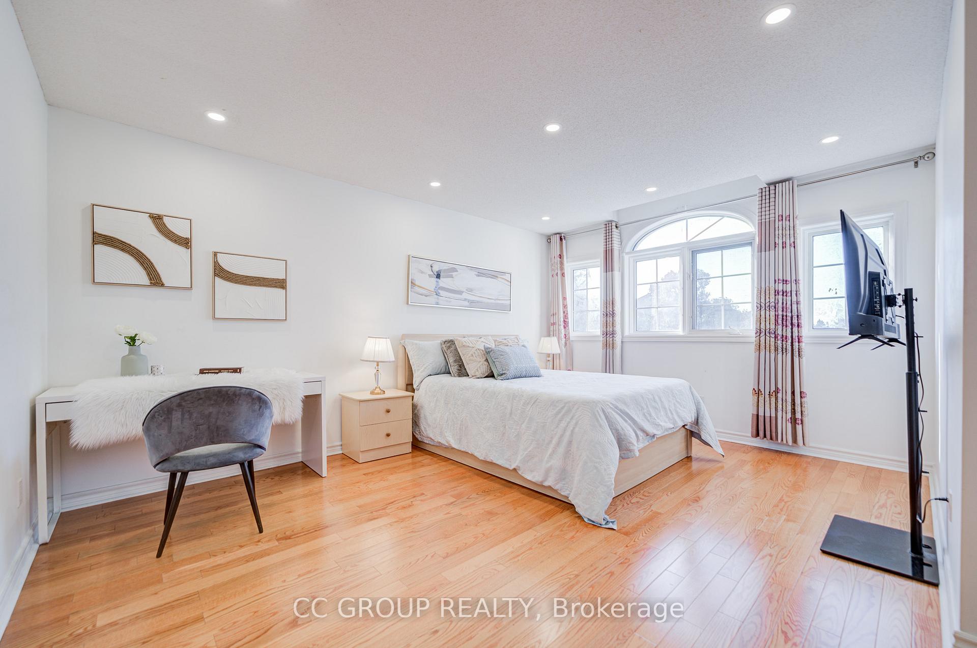 Photo 31 of 133 Joycedale Street, Markham, Middlefield — HOMEH