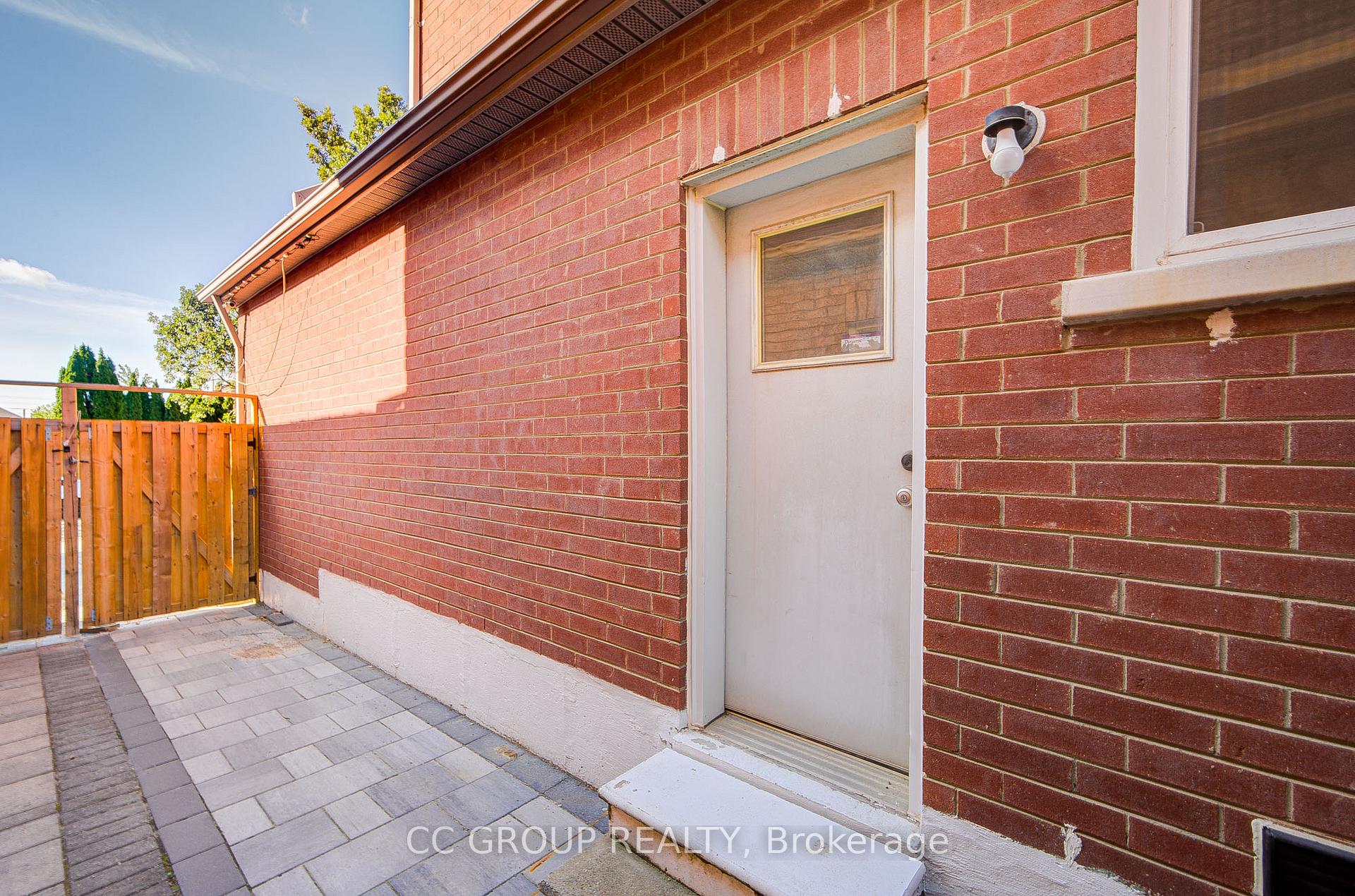 Photo 42 of 133 Joycedale Street, Markham, Middlefield — HOMEH