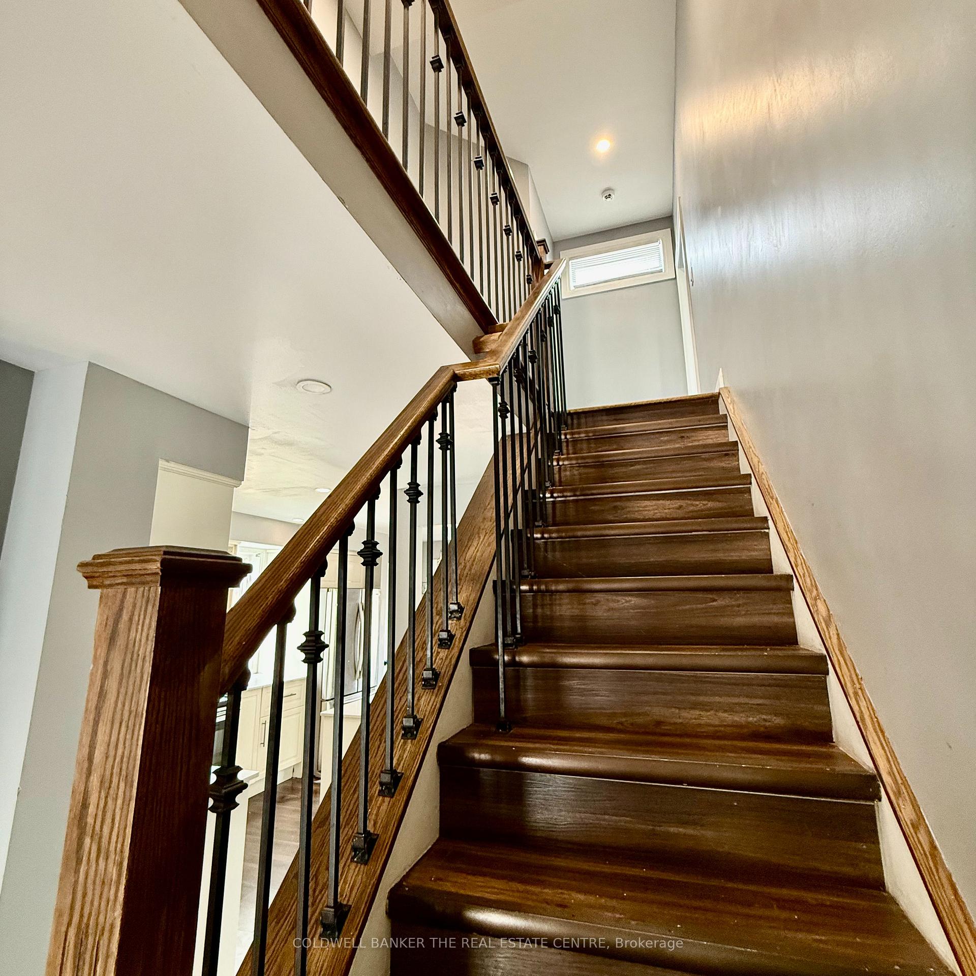 Photo 16 of 82 East 12th Street, Hamilton, Inch Park — HOMEH