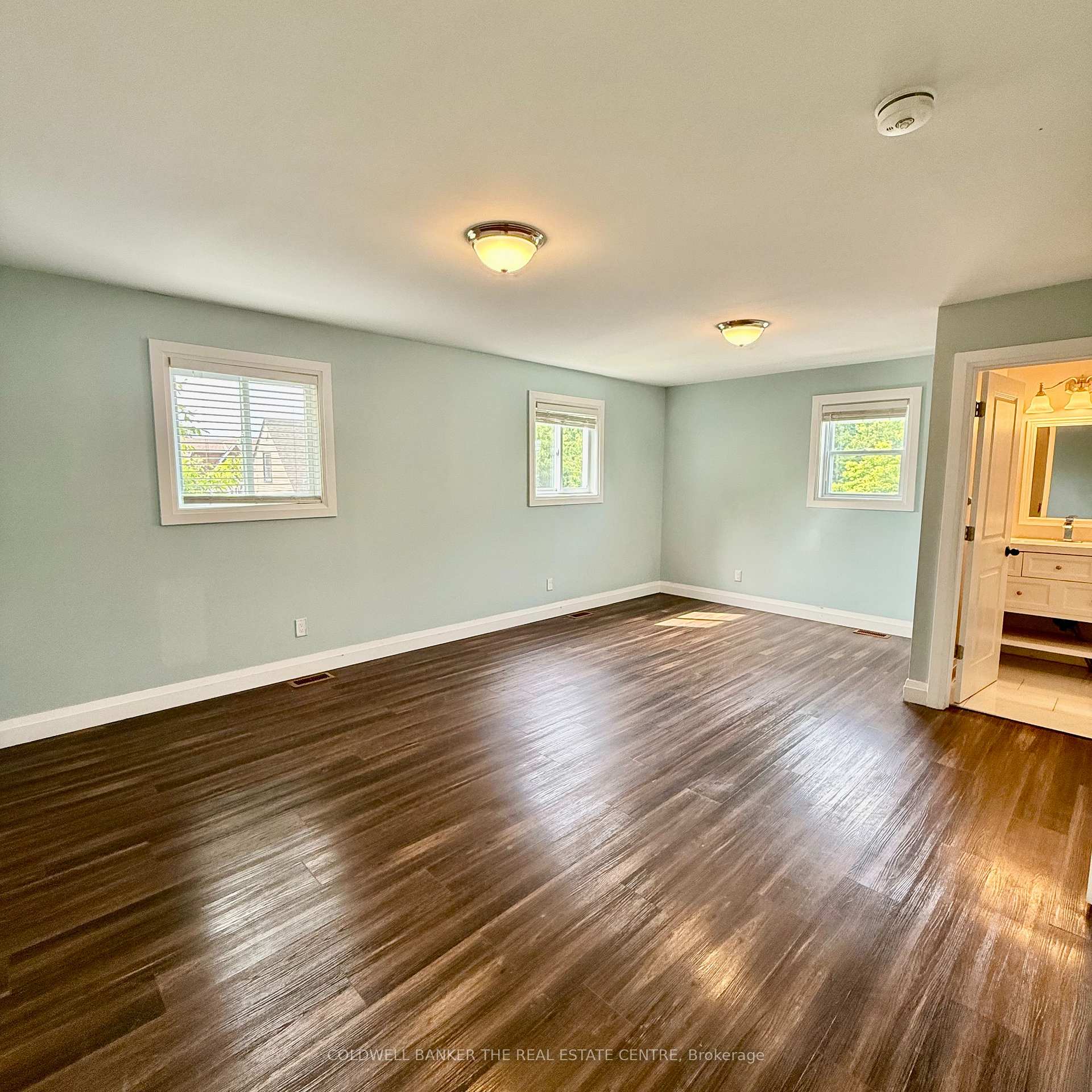 Photo 18 of 82 East 12th Street, Hamilton, Inch Park — HOMEH