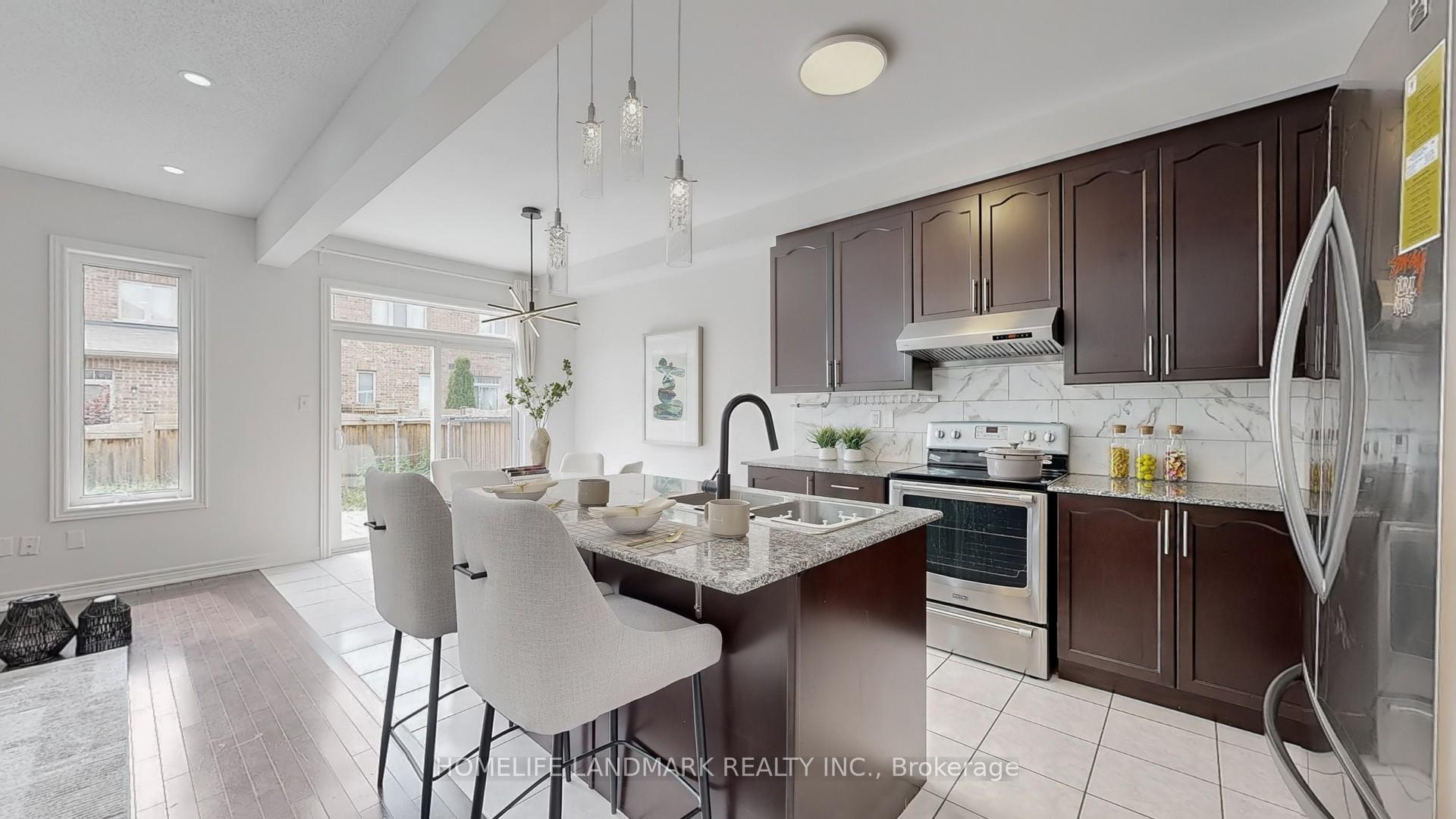 Photo 10 of 16 Percy Stover Drive, Markham, Berczy — HOMEH