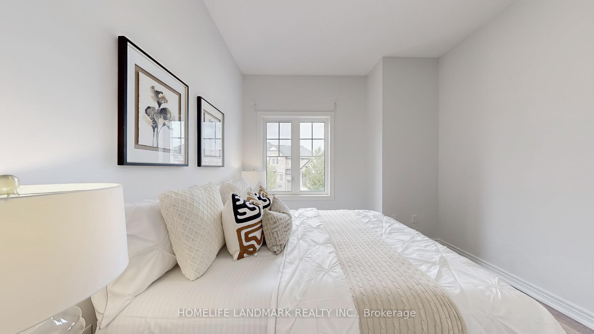 Photo 35 of 16 Percy Stover Drive, Markham, Berczy — HOMEH
