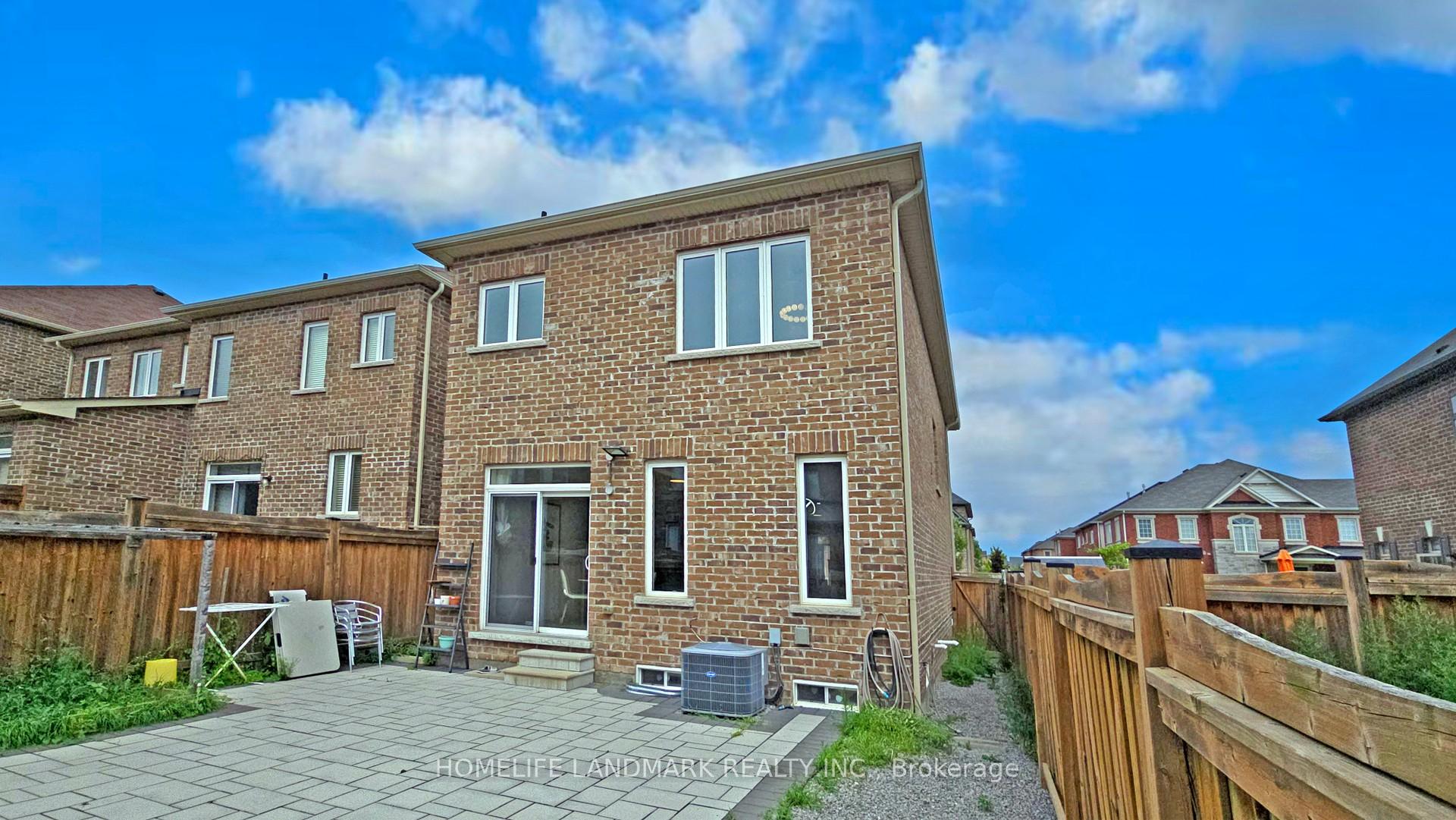 Photo 49 of 16 Percy Stover Drive, Markham, Berczy — HOMEH
