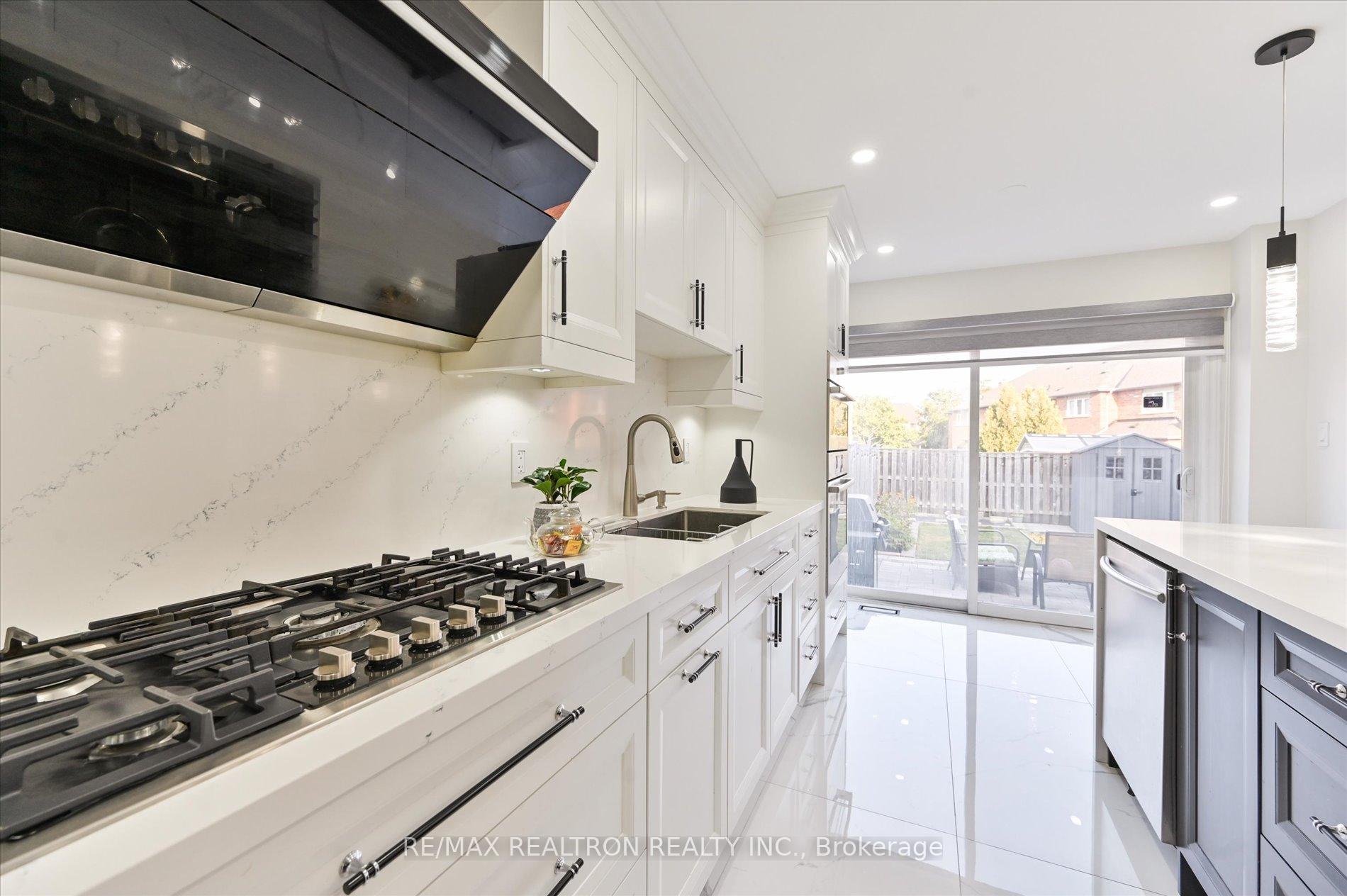 Photo 16 of 51 Harry Blaylock Drive, Markham, Greensborough — HOMEH