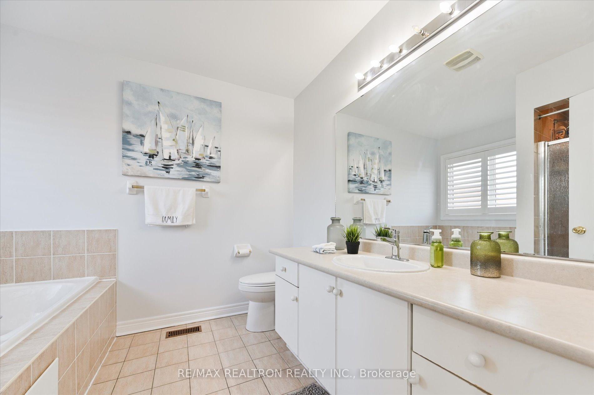 Photo 24 of 51 Harry Blaylock Drive, Markham, Greensborough — HOMEH