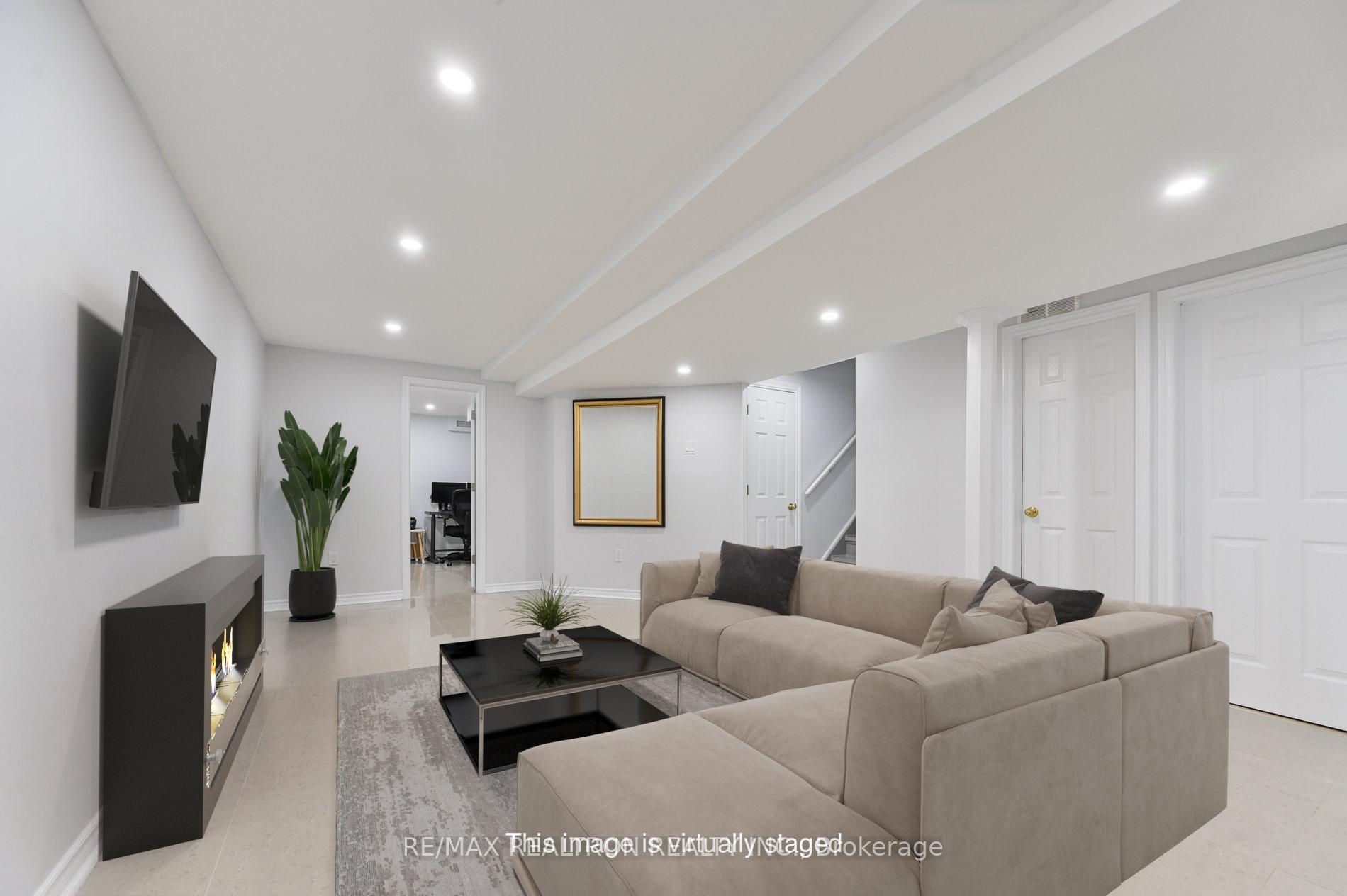 Photo 30 of 51 Harry Blaylock Drive, Markham, Greensborough — HOMEH