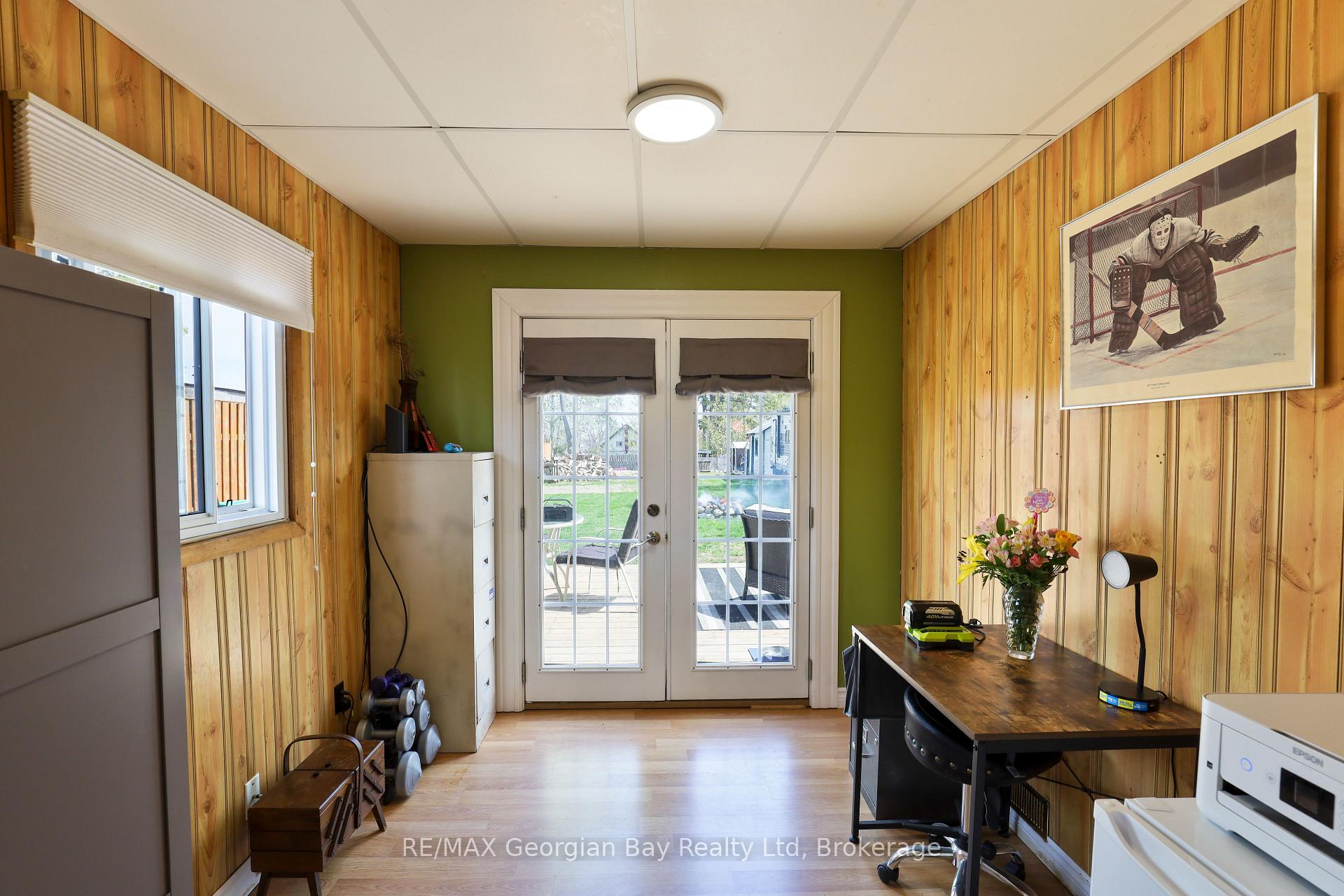 Photo 13 of 163 Eighth Street, Midland — HOMEH