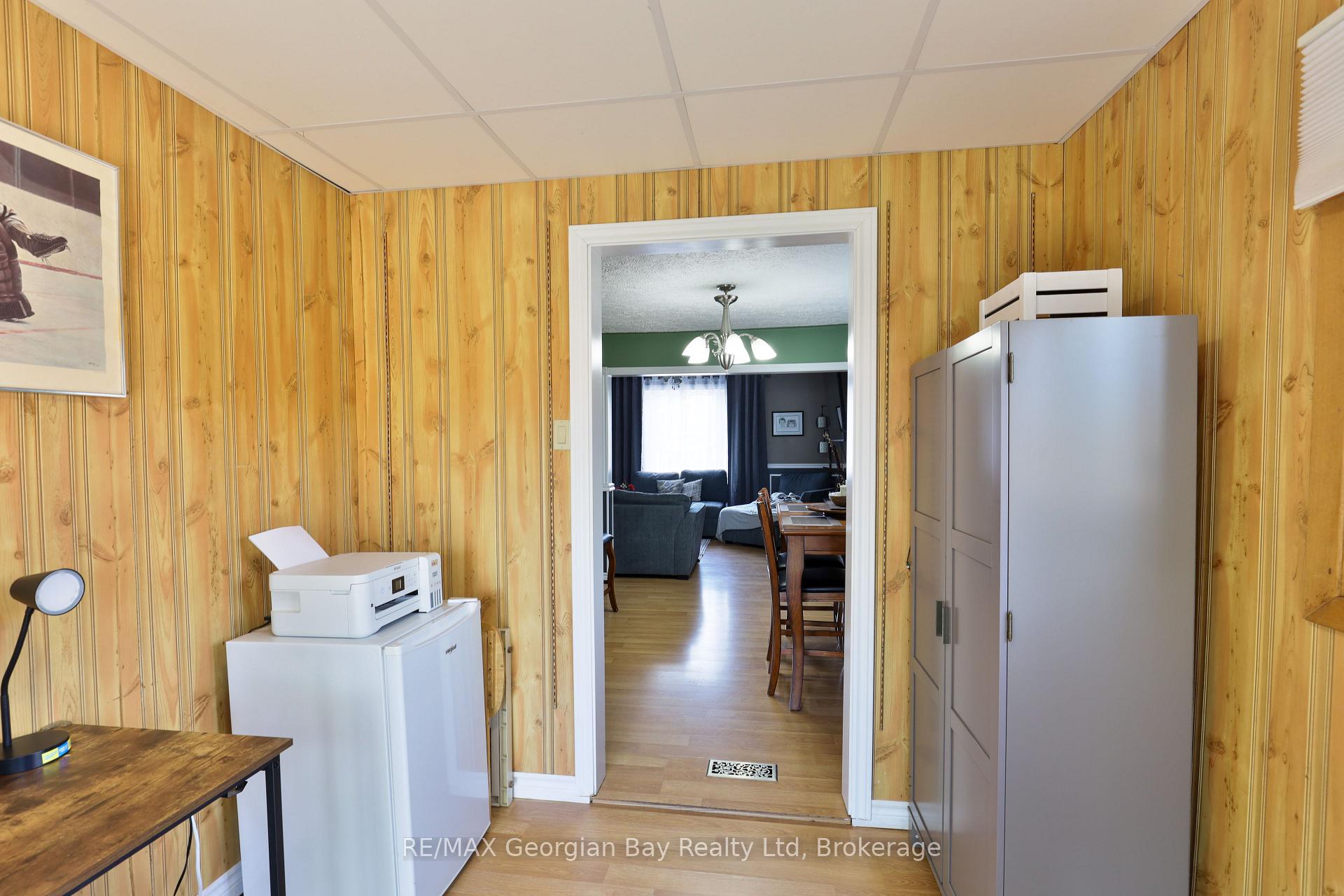 Photo 14 of 163 Eighth Street, Midland — HOMEH