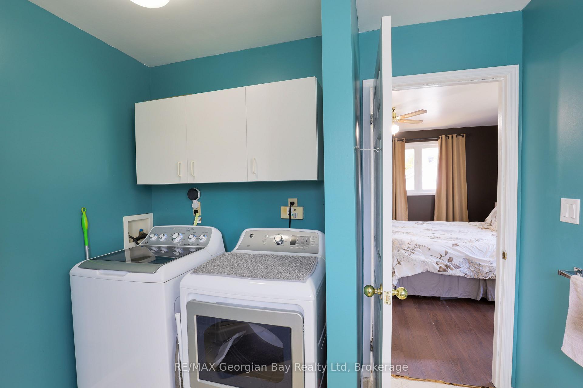 Photo 21 of 163 Eighth Street, Midland — HOMEH
