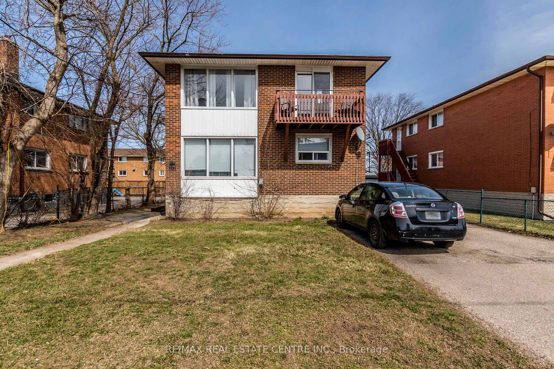 Photo 1 of 305 Lorne Avenue, Kitchener — HOMEH