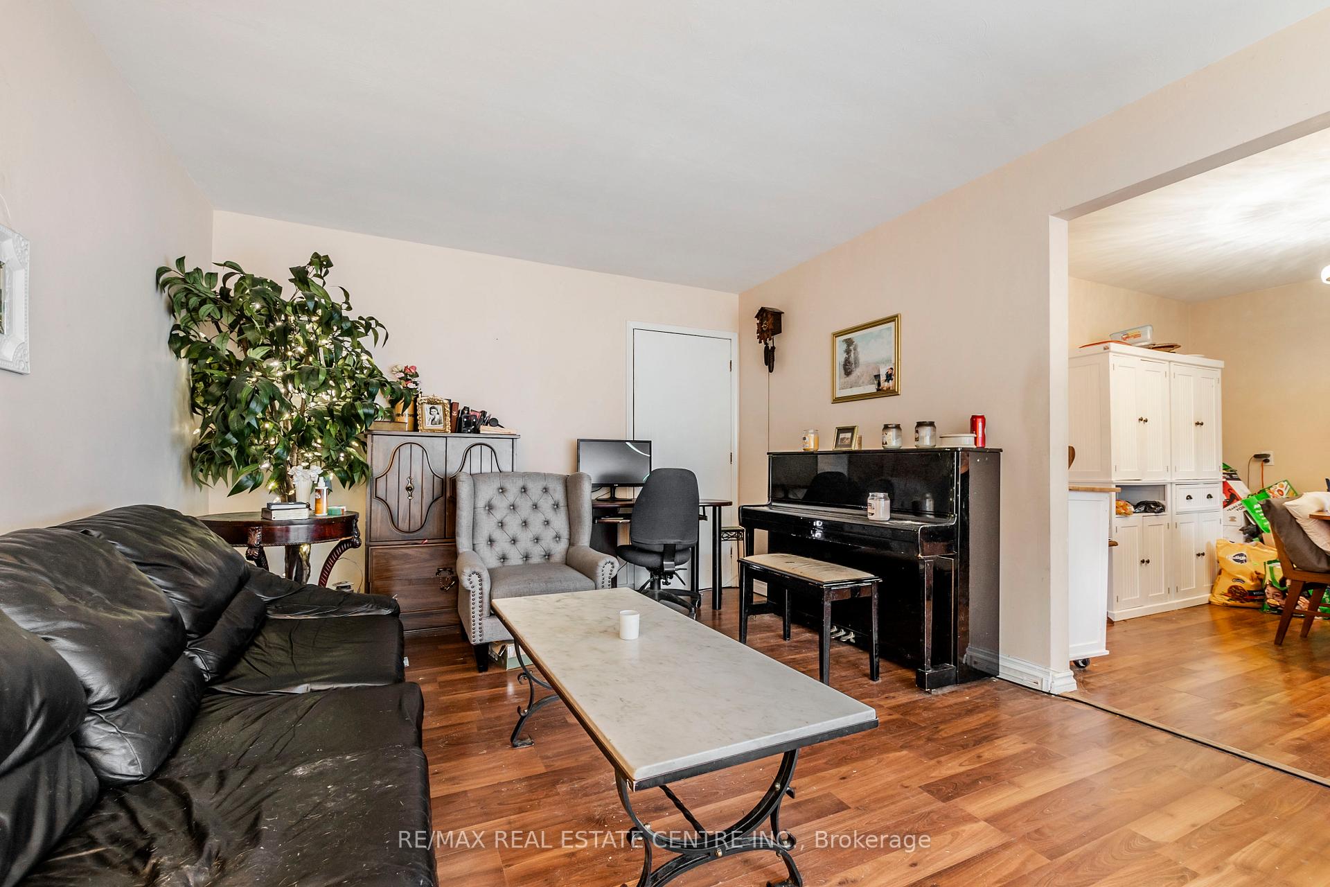 Photo 8 of 305 Lorne Avenue, Kitchener — HOMEH