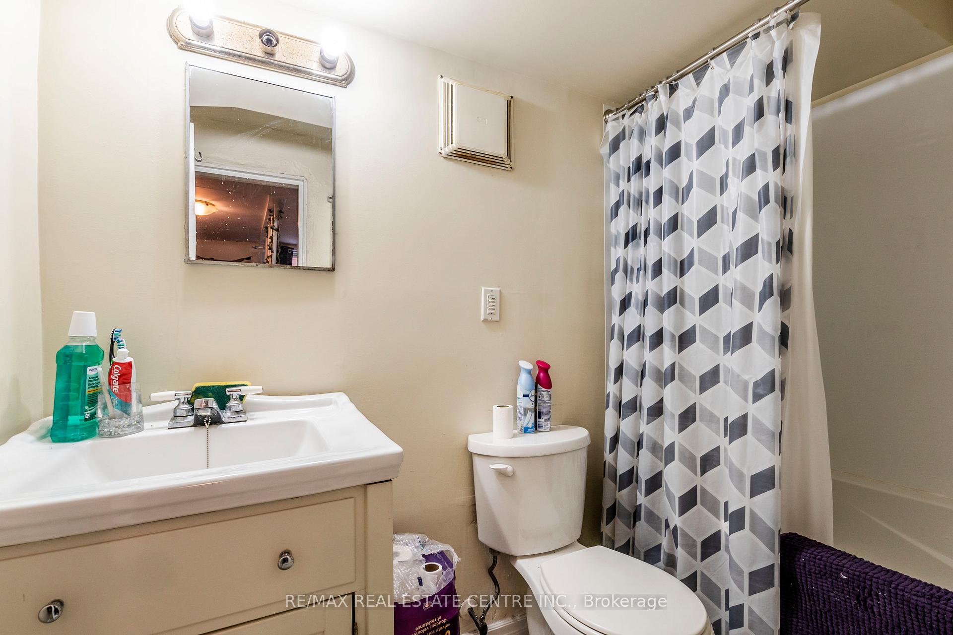Photo 34 of 305 Lorne Avenue, Kitchener — HOMEH