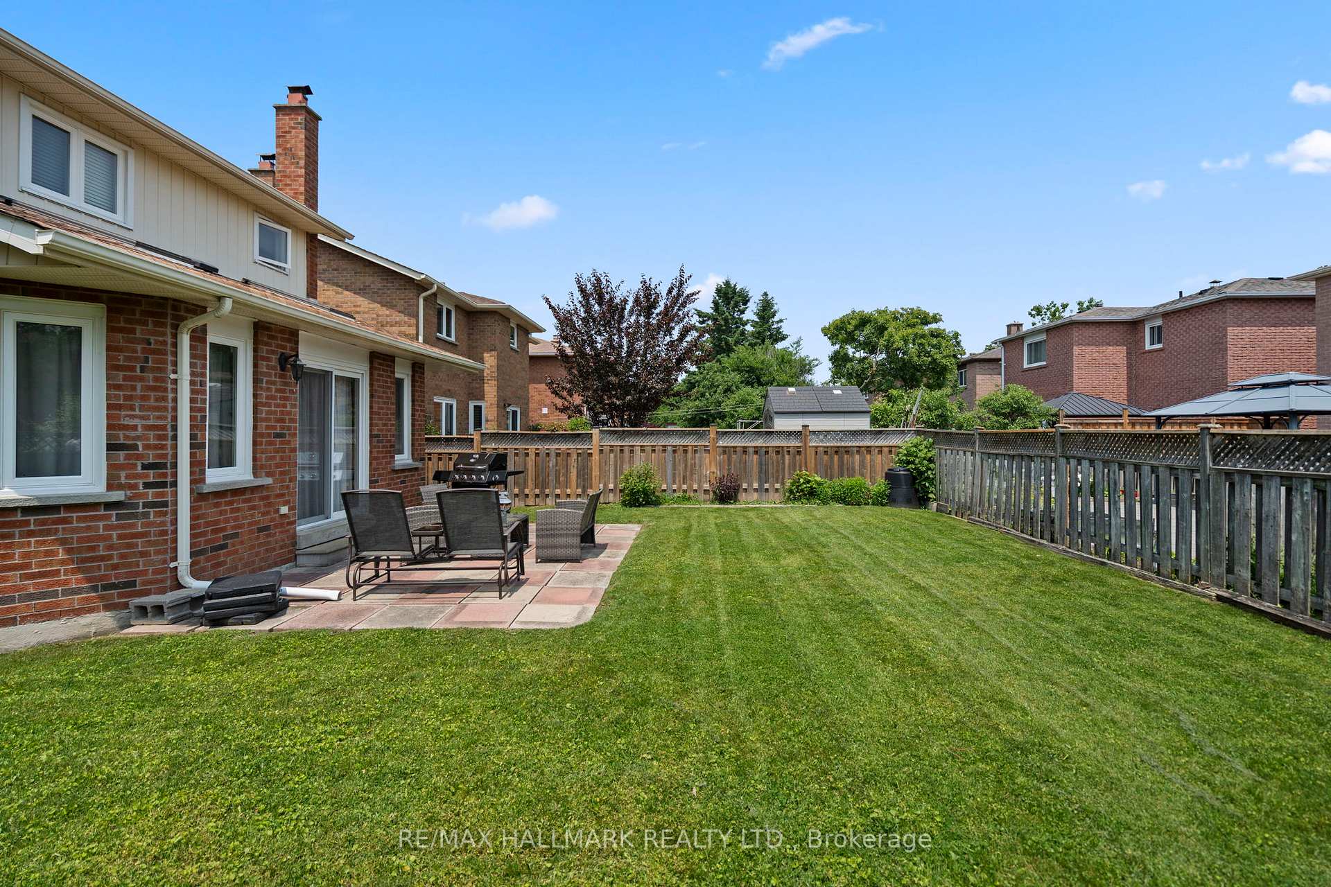 Photo 3 of 69 Cairns Drive, Markham, Raymerville — HOMEH