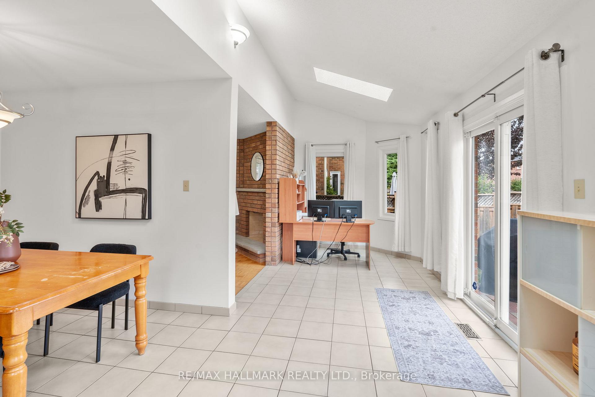 Photo 15 of 69 Cairns Drive, Markham, Raymerville — HOMEH