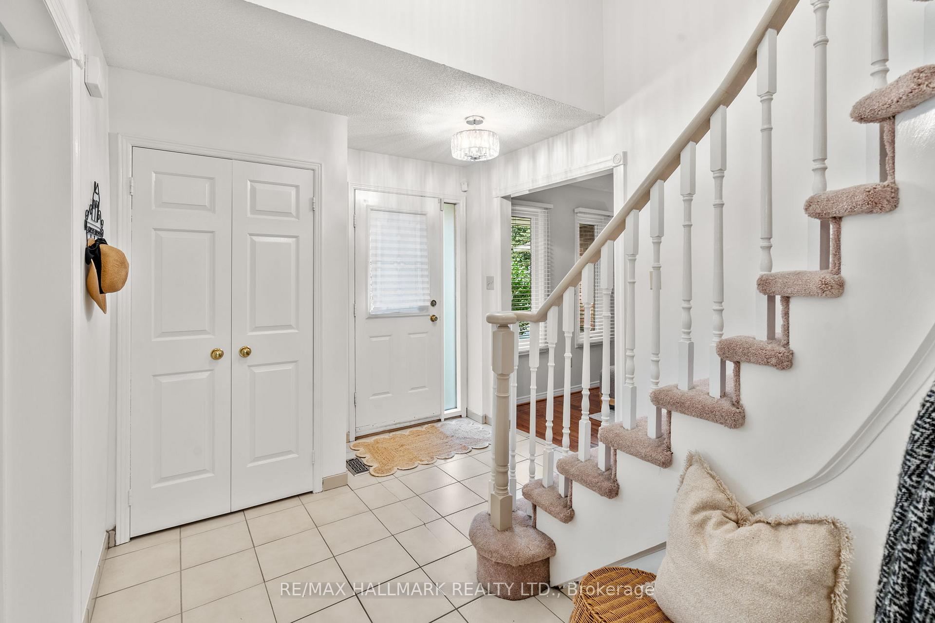 Photo 22 of 69 Cairns Drive, Markham, Raymerville — HOMEH