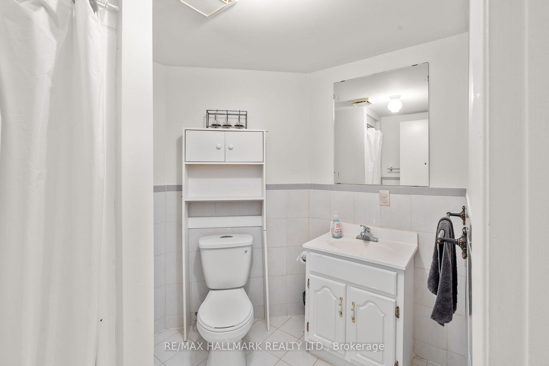 Photo 39 of 69 Cairns Drive, Markham, Raymerville — HOMEH