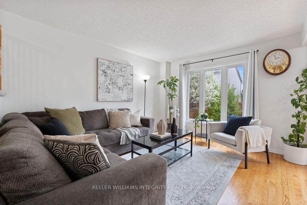 Photo 2 of 247 Opus Street, Ottawa, Kanata - Emerald Meadows/Trailwest — HOMEH