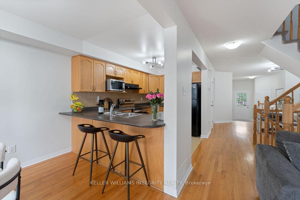 Photo 5 of 247 Opus Street, Ottawa, Kanata - Emerald Meadows/Trailwest — HOMEH