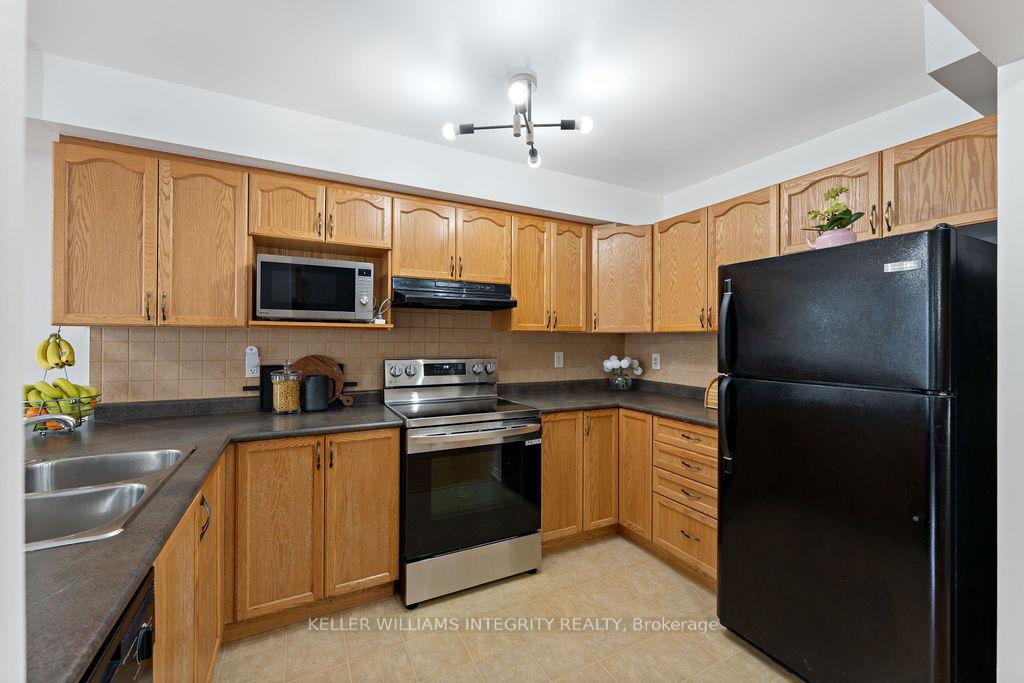 Photo 6 of 247 Opus Street, Ottawa, Kanata - Emerald Meadows/Trailwest — HOMEH