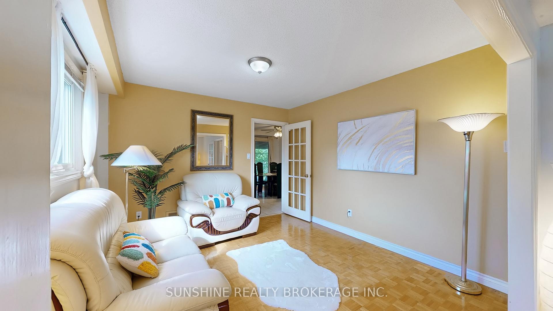 Photo 7 of 62 Cobbler Crescent, Markham, Raymerville — HOMEH